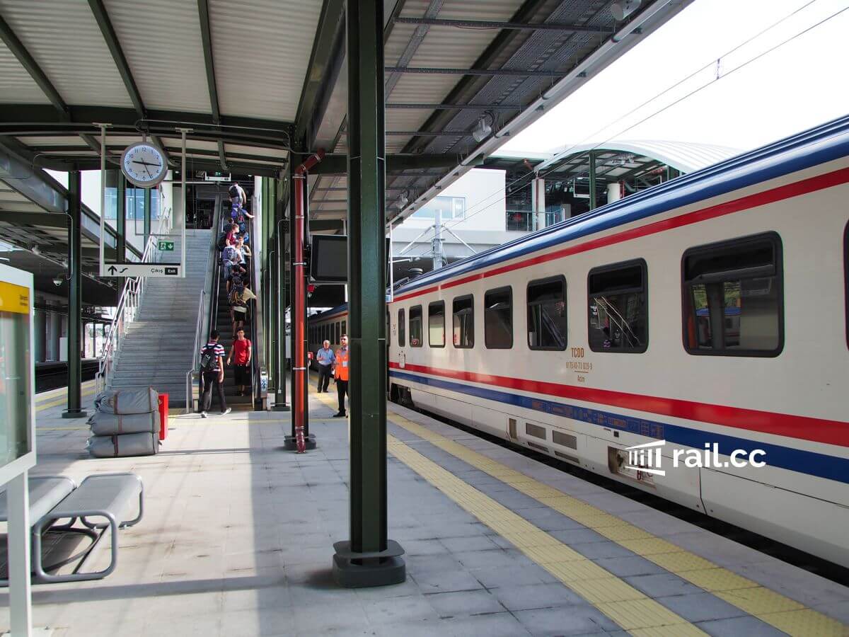 Bucharest to Istanbul by sleeper train BosphorusExpress review railcc