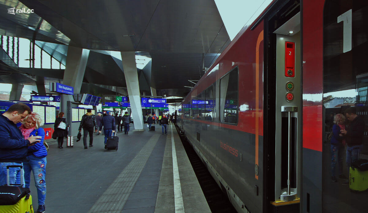 Viena to Budapest by ÖBB Railjet Train - Review | rail.cc