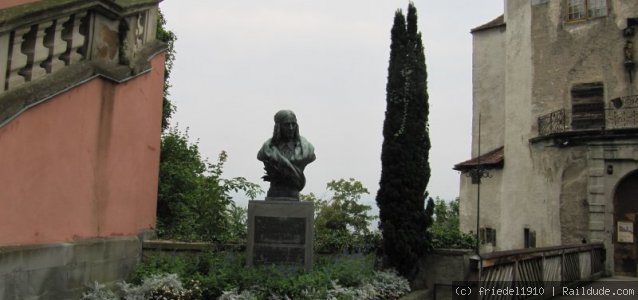 Denkmal Annette von Droste-Hülshoff